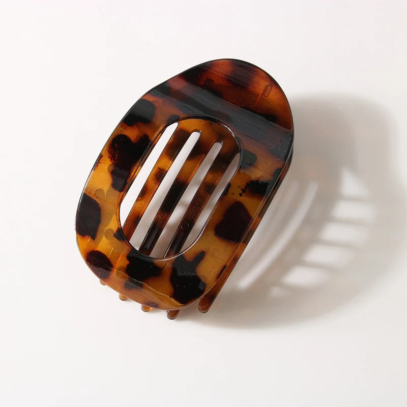 Fashion Oval Flat Hair Clips for Women New Design Leopard Large Flat round Claw Clip French Hair Clips Trendy Hair Accessories